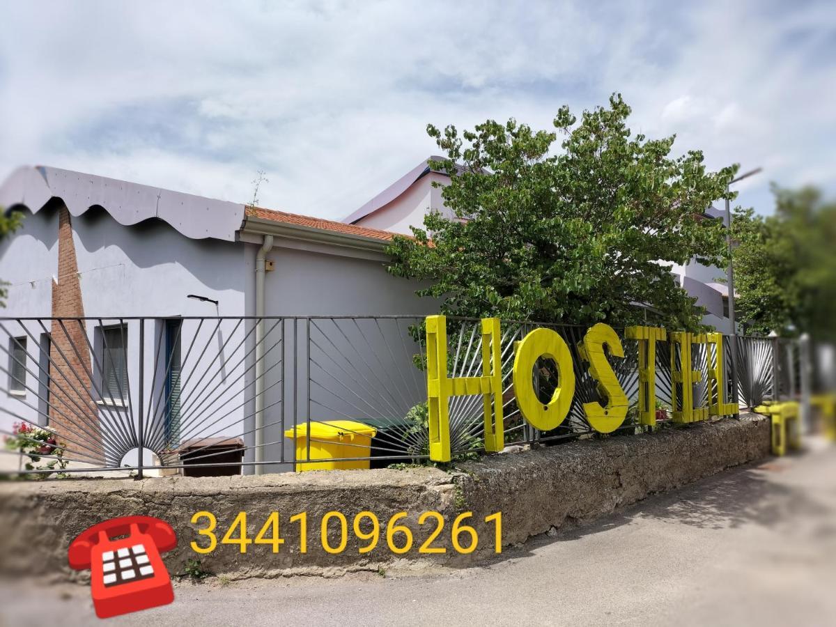 布林迪西蒙塔尼亚 Basilicata Al Volo旅舍 外观 照片